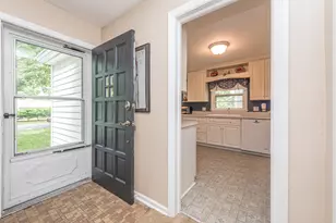 719 Sunset Rd, Ann Arbor, MI 48103 - Photo 9