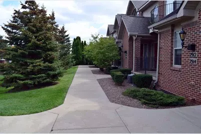 2910 Signature Boulevard, Ann Arbor, MI 48103 - Photo 1