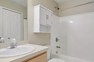 2910 Signature Blvd, Ann Arbor, MI 48103 - Photo 21