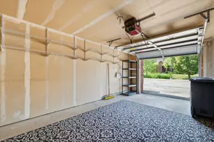 2910 Signature Blvd, Ann Arbor, MI 48103 - Photo 27