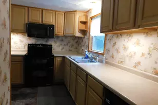 19278 Dutch Settlement St, Cassopolis, MI 49031 - Photo 7