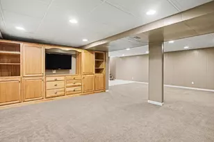 16115 Harbor View Dr, Spring Lake, MI 49456 - Photo 31