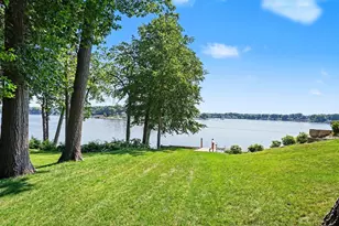 16115 Harbor View Dr, Spring Lake, MI 49456 - Photo 3