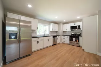 546 N Michigan Avenue, Hastings, MI 49058 - Photo 13