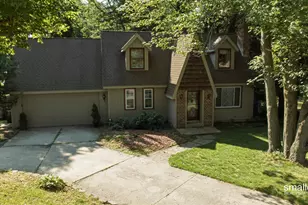 827 Shadybrook Dr, Holland, MI 49424 - Photo 1