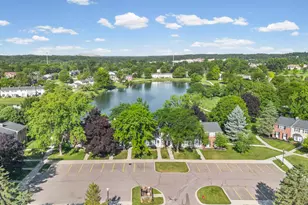 19631 Neptune Ct, Northville, MI 48167 - Photo 5