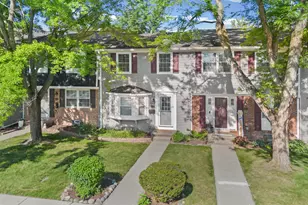 19631 Neptune Ct, Northville, MI 48167 - Photo 9
