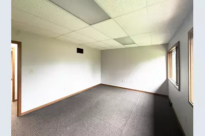 3 Heritage Oak Lane #Suite A, Battle Creek, MI 49015 - Photo 3
