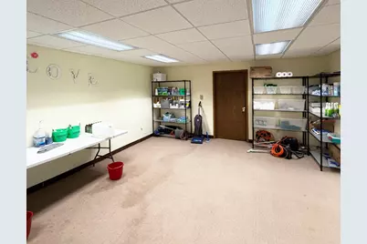 3 Heritage Oak Lane #Entire bldg, Battle Creek, MI 49015 - Photo 9