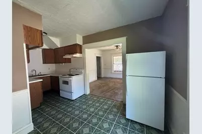 217 Lester Avenue, Dowagiac, MI 49047 - Photo 3
