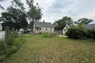 1095 Vos St, Jenison, MI 49428 - Photo 11