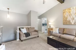 3106 Hudson St, Hudsonville, MI 49426 - Photo 7
