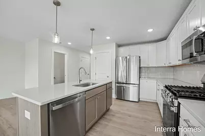 916 Indiana Avenue #15, South Haven, MI 49090 - Photo 3