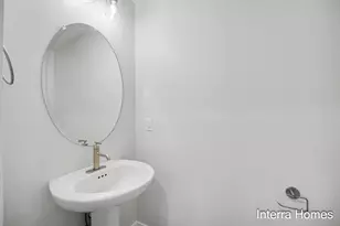 916 Indiana Ave, South Haven, MI 49090 - Photo 7