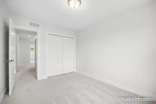 916 Indiana Ave, South Haven, MI 49090 - Photo 13