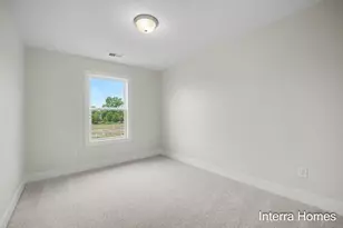 916 Indiana Ave, South Haven, MI 49090 - Photo 11