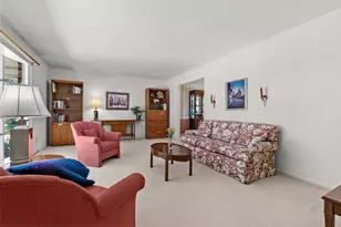 6901 Hickory Point Dr W, Portage, MI 49024 - Photo 5