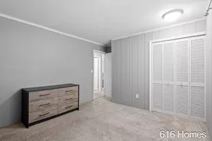 1911 Benjamin Ave NE, Grand Rapids, MI 49505 - Photo 15