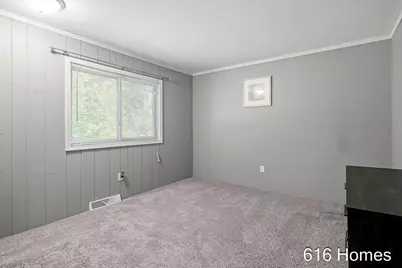 1911 Benjamin Avenue NE, Grand Rapids, MI 49505 - Photo 15