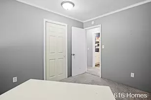 1911 Benjamin Ave NE, Grand Rapids, MI 49505 - Photo 13
