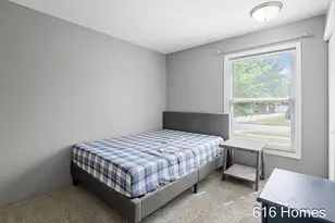 1911 Benjamin Ave NE, Grand Rapids, MI 49505 - Photo 17