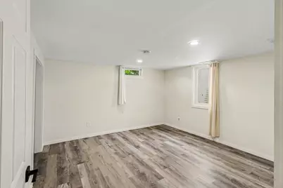 9155 Satelite Drive, White Lake, MI 48386 - Photo 19