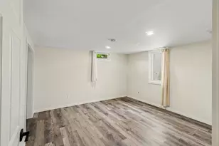 9155 Satelite Dr, White Lake, MI 48386 - Photo 19
