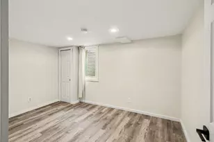 9155 Satelite Dr, White Lake, MI 48386 - Photo 17