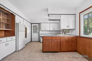 1916 Manning Ave NW, Grand Rapids, MI 49534 - Photo 7