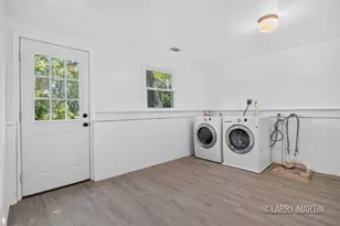 1916 Manning Ave NW, Grand Rapids, MI 49534 - Photo 17