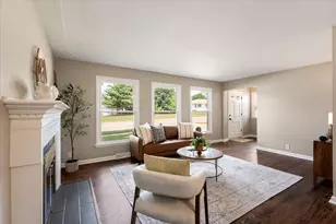 3958 40th St SW, Grandville, MI 49418 - Photo 3
