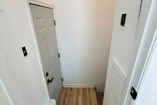 54 E Fairmount Ave, Pontiac, MI 48340 - Photo 17