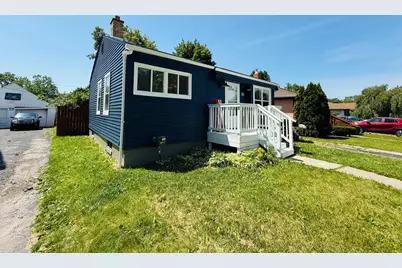 54 E Fairmount Avenue, Pontiac, MI 48340 - Photo 3