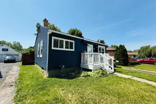 54 E Fairmount Ave, Pontiac, MI 48340 - Photo 3