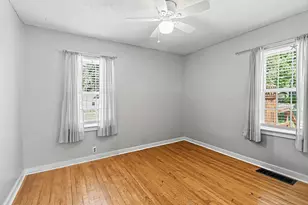 719 Diana St, Ludington, MI 49431 - Photo 15