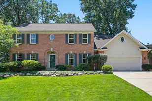 2715 Sleepy Hollow Dr, Portage, MI 49024 - Photo 1