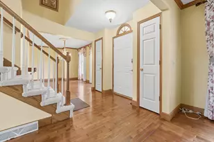 2715 Sleepy Hollow Dr, Portage, MI 49024 - Photo 5