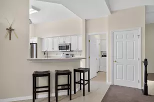 3025 S Wood Dale Dr, Jackson, MI 49203 - Photo 5