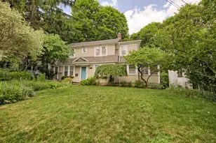 648 Sunset Ln, East Lansing, MI 48823 - Photo 3