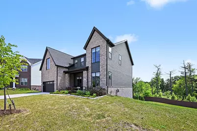 589 Concord Pines Drive, Ann Arbor, MI 48105 - Photo 3