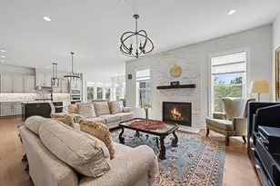 589 Concord Pines Dr, Ann Arbor, MI 48105 - Photo 5