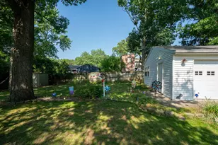2535 Powers Ave NW, Grand Rapids, MI 49544 - Photo 23