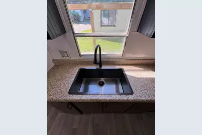 875 E Michigan Avenue #6, Marshall, MI 49068 - Photo 11