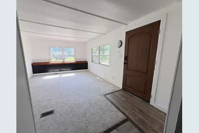 875 E Michigan Avenue #6, Marshall, MI 49068 - Photo 5