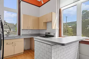 600 Broadway Ave NW, Grand Rapids, MI 49504 - Photo 11