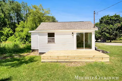 402 W Washington Street, Sheridan, MI 48884 - Photo 27