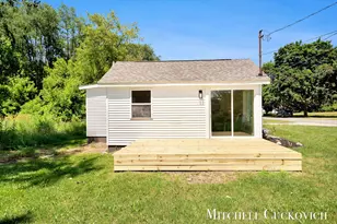 402 W Washington St, Sheridan, MI 48884 - Photo 27