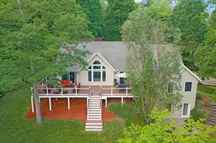 55526 S Thompson Ln, Three Rivers, MI 49093 - Photo 3
