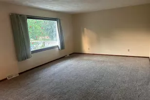 2937 Pearl St, Orleans, MI 48865 - Photo 15