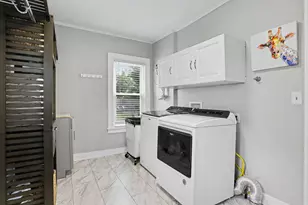 1310 Vassar Dr, Kalamazoo, MI 49001 - Photo 13